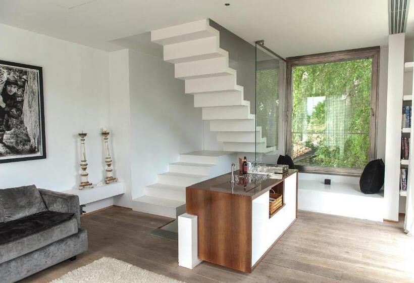 سوییت, Riva Lofts Florence