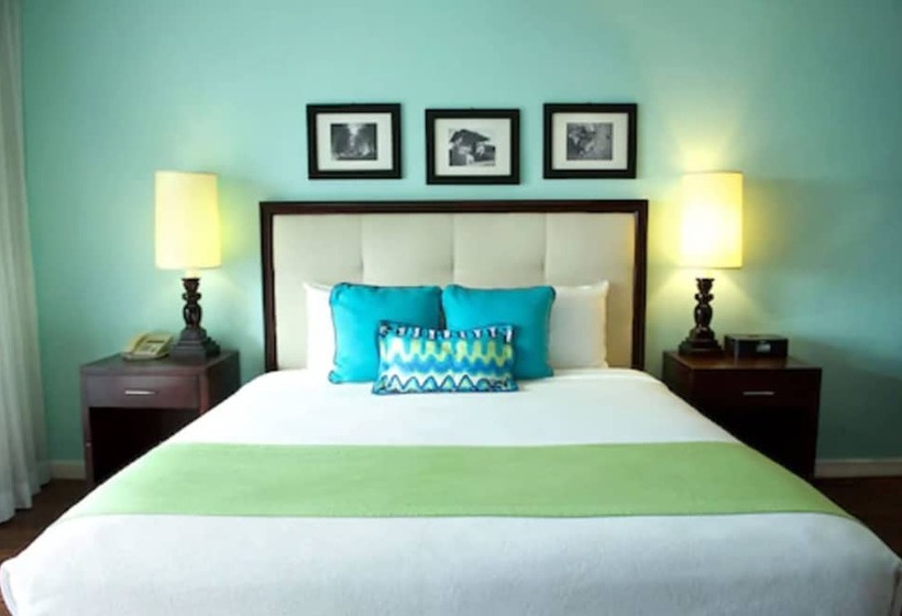 سوئیت جونیور با چشم‌انداز باغ, Sandy Haven Resort