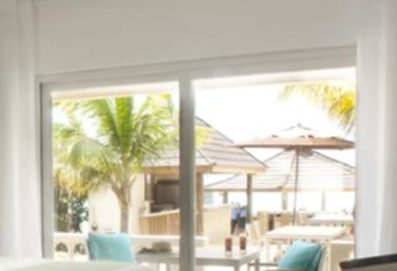 اتاق لوکس با چشم‌انداز دریا, Sandy Haven Resort