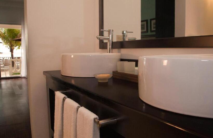 اتاق استاندارد با تخت بزرگ, Sandy Haven Resort