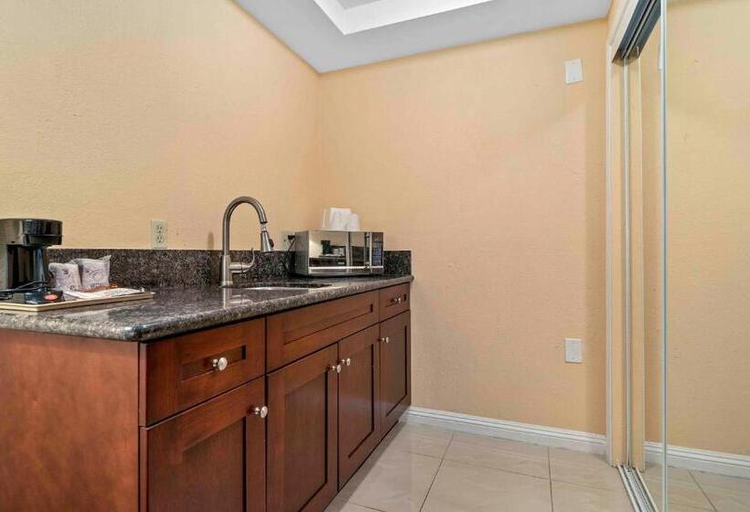 Family Suite, The Lemon Tree