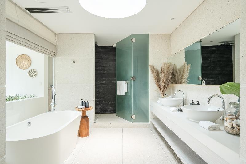 Номер Стандарт, The Lemon Tree