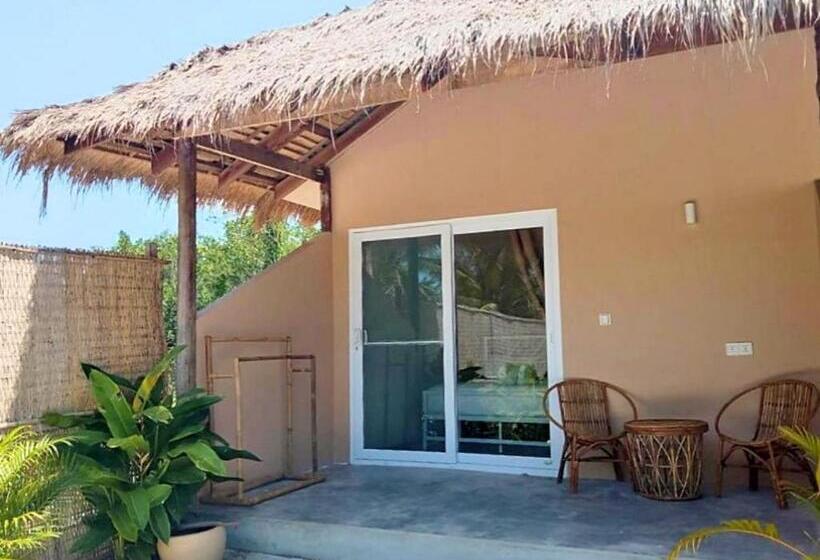 Номер Стандарт Вид на Сад, Beachwalk Koh Rong