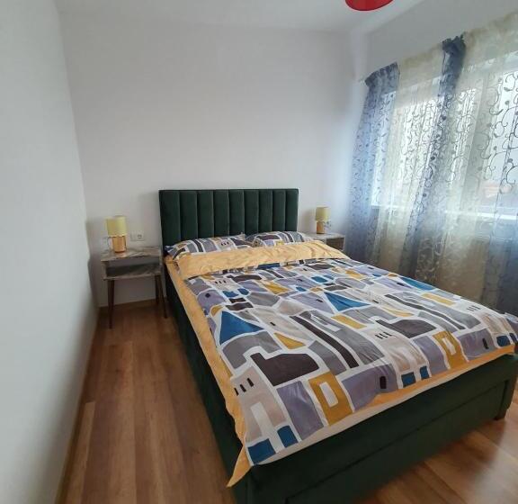 1 Bedroom Penthouse Apartment, Aparthotel Dominic Residence