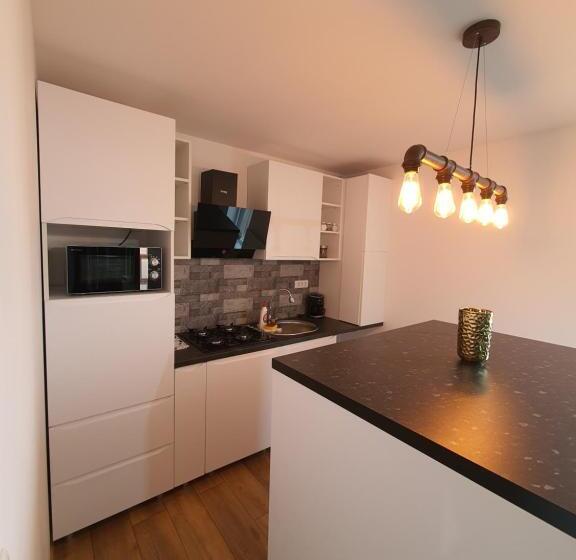 آپارتمان لوکس 1 خوابه, Aparthotel Dominic Residence