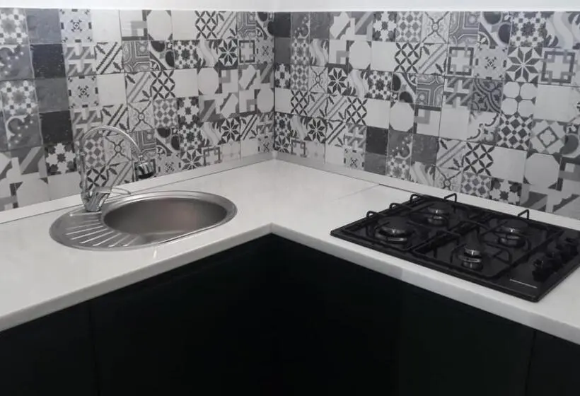 استودیوی لوکس, Aparthotel Dominic Residence