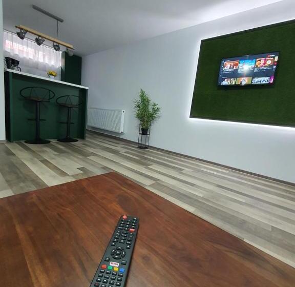 استودیوی لوکس, Aparthotel Dominic Residence