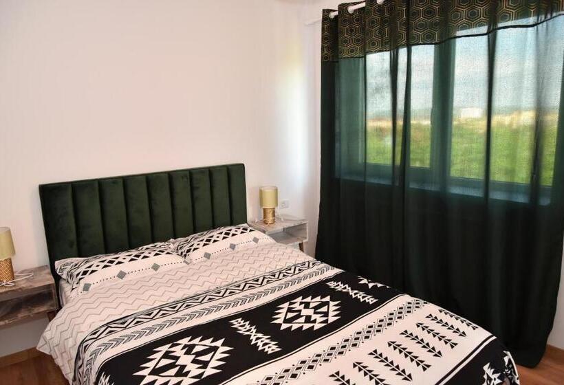 1 Bedroom Penthouse Apartment, Aparthotel Dominic Residence