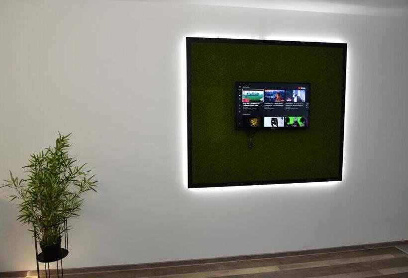 استودیوی لوکس, Aparthotel Dominic Residence