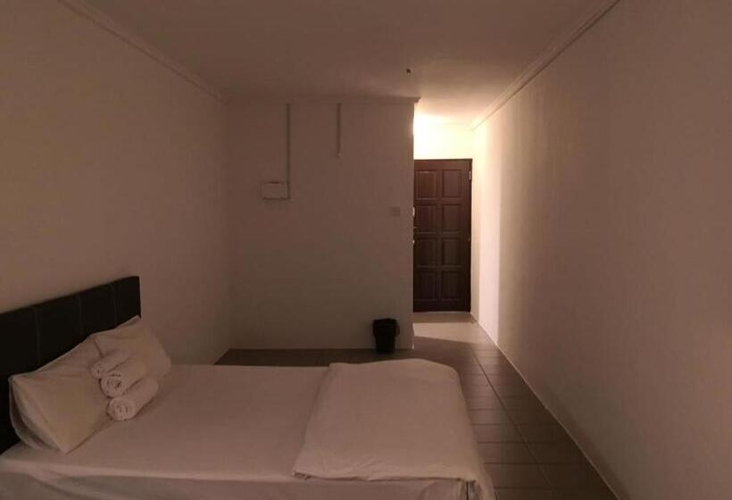 Quarto Deluxe, G Star Motel