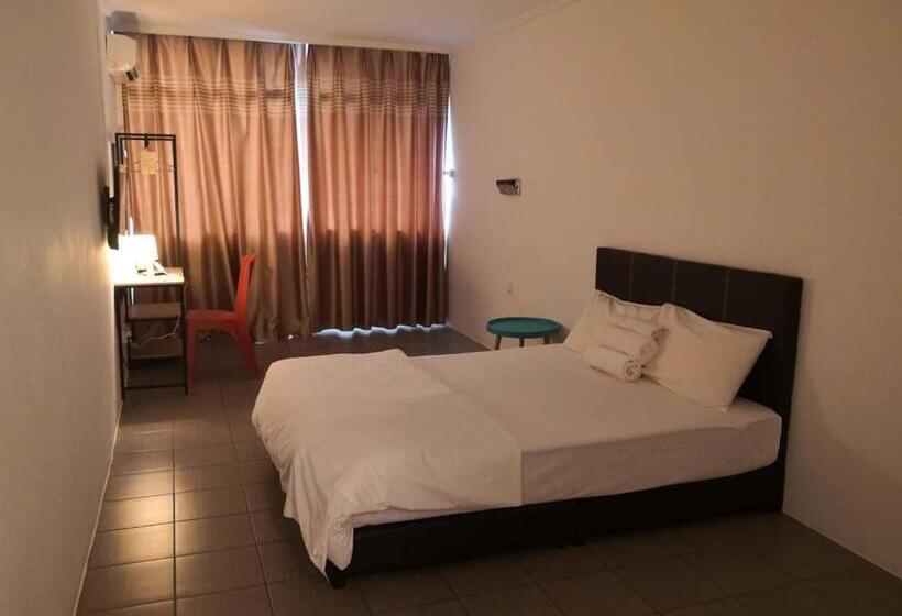 Quarto Deluxe, G Star Motel