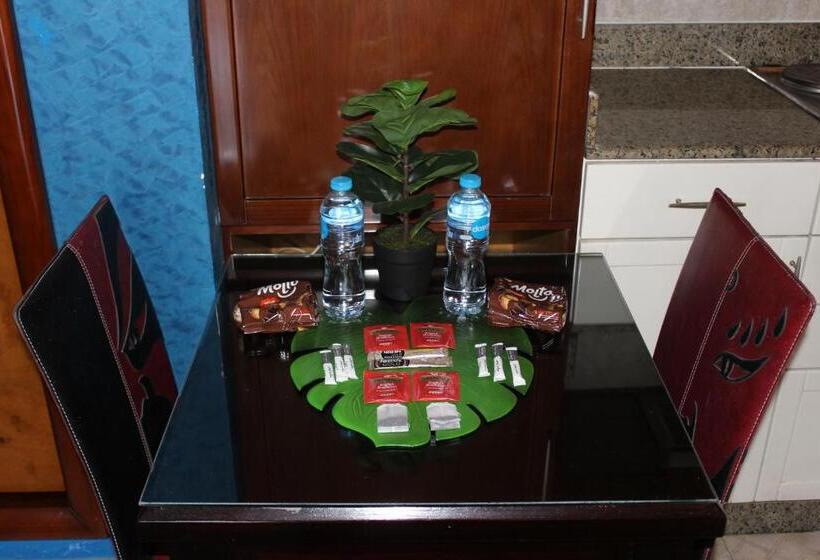 سوئیت با تخت بزرگ, Herrmes Hospitality