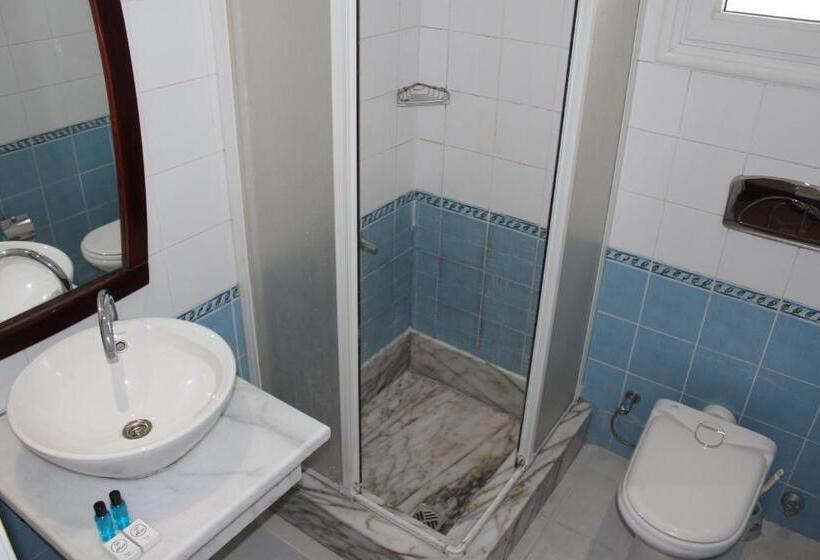 سوئیت با تخت بزرگ, Herrmes Hospitality