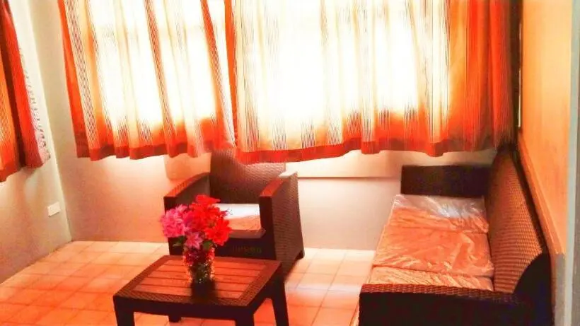 Suite, Sunseekers Outrigger