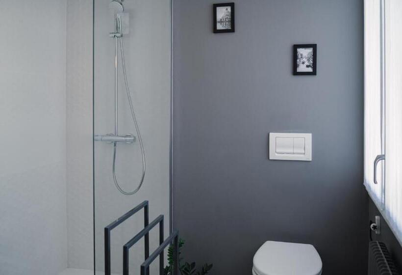 غرفة قياسية مزوَّدة بشُرفة, Les 3 Bérets Chambres D Hotes