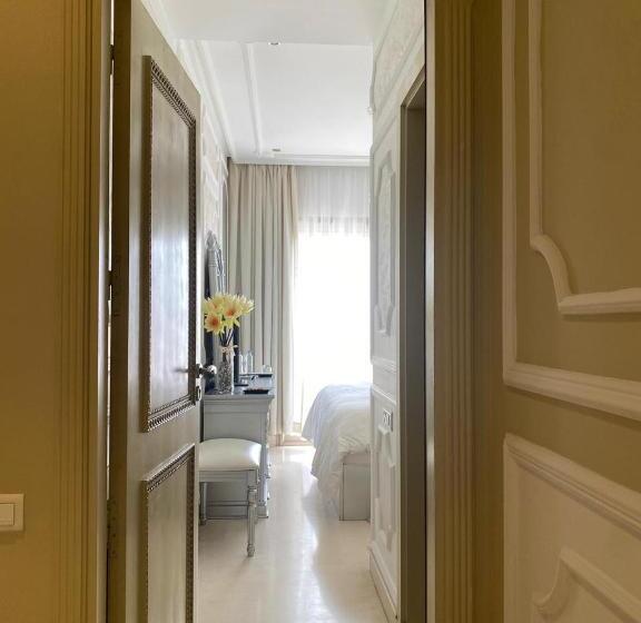 اتاق استاندارد با بالکن, Suites Gloria