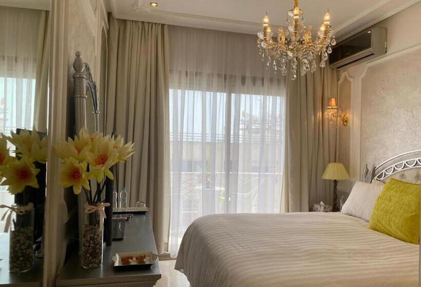 اتاق استاندارد با بالکن, Suites Gloria