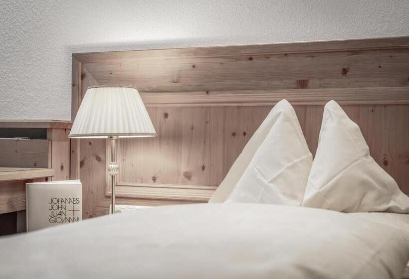 اتاق استاندارد یک نفره, Alpenland