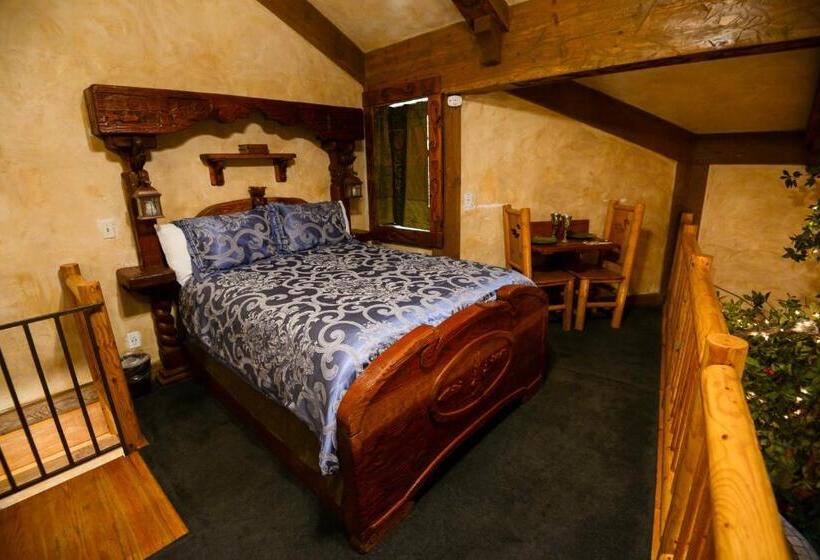 침실 1개 주택, Castle Wood Theme Cottages  Couples Only