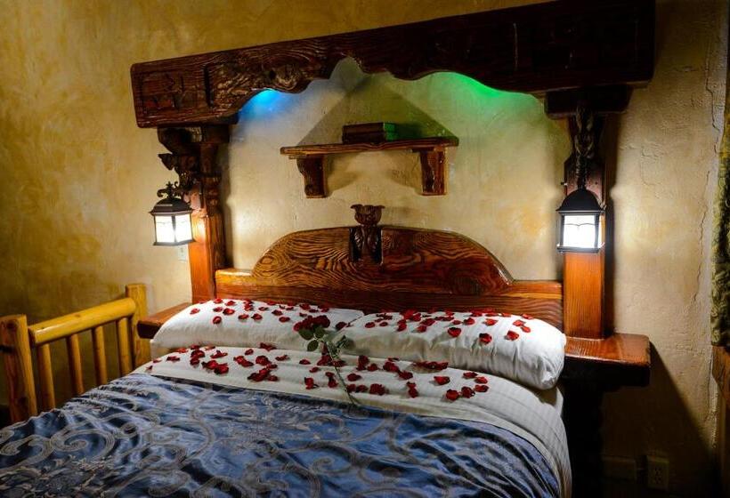 Дом 1 Спальня, Castle Wood Theme Cottages Couples Only