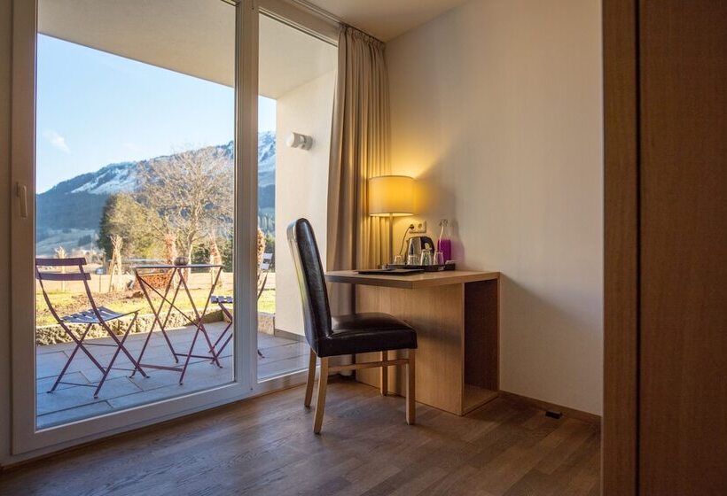 غرفة قياسية مزوَّدة بشُرفة, Genuss  & Aktivhotel Sonnenburg