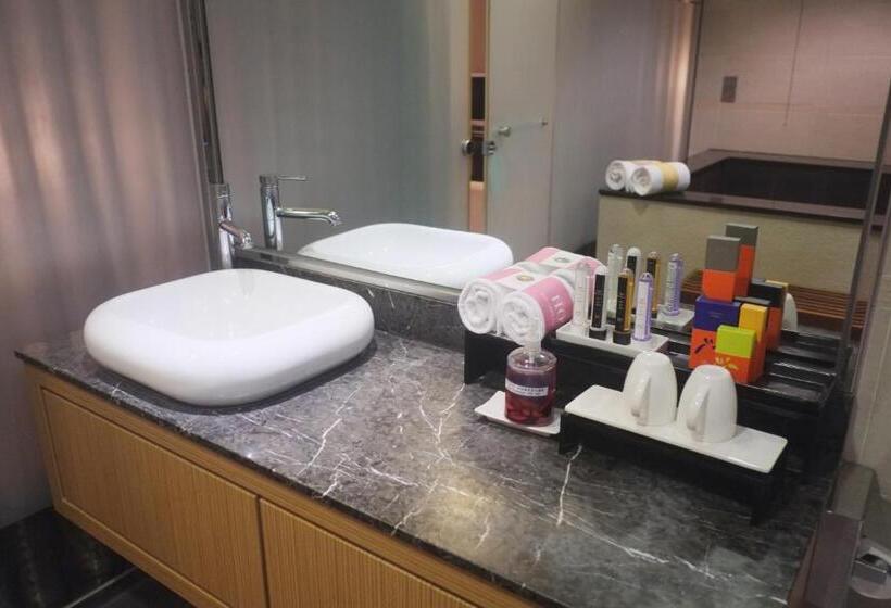 اتاق استاندارد, Aquabella