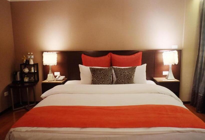 اتاق کلاسیک, Aquabella