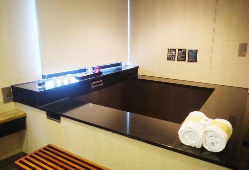 اتاق کلاسیک, Aquabella