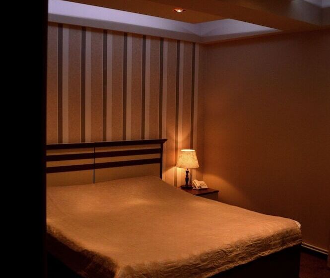 주니어 스위트, Areg