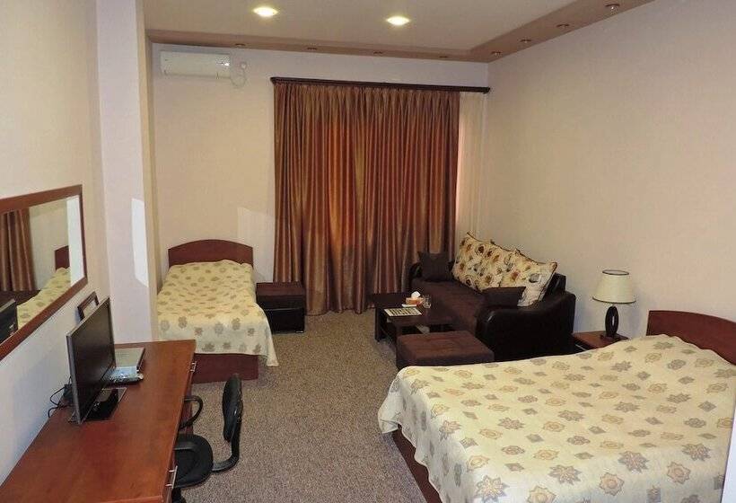 스탠다드 룸, Areg