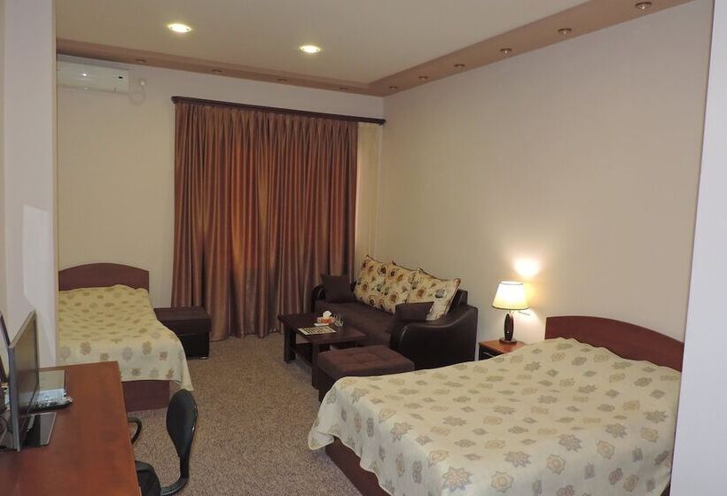 스탠다드 룸, Areg