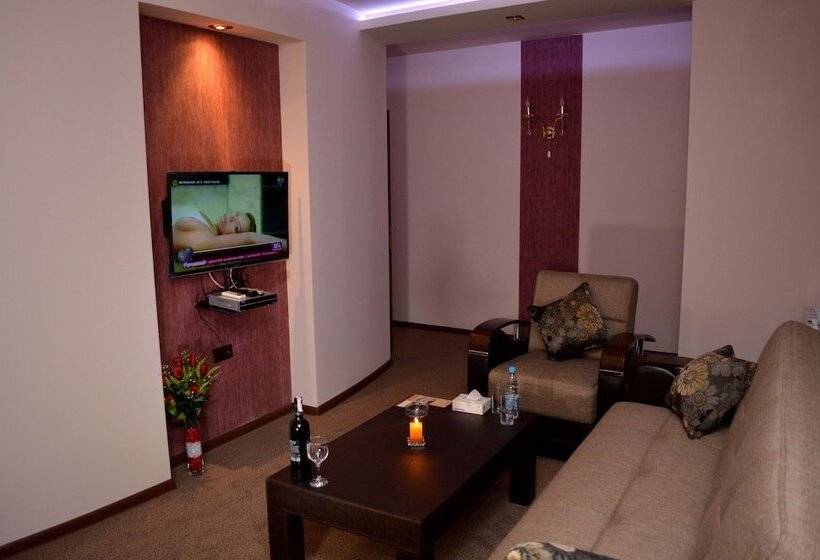 주니어 스위트, Areg