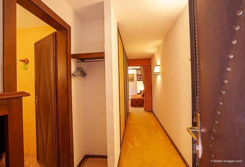 스탠다드 룸, Astoria