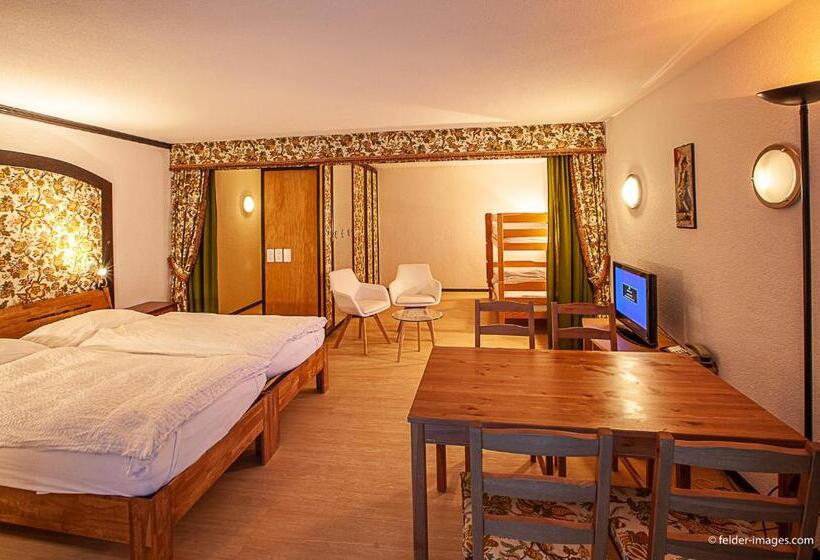 4인용 스탠다드 룸, Astoria