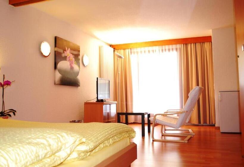 4인용 스탠다드 룸, Astoria