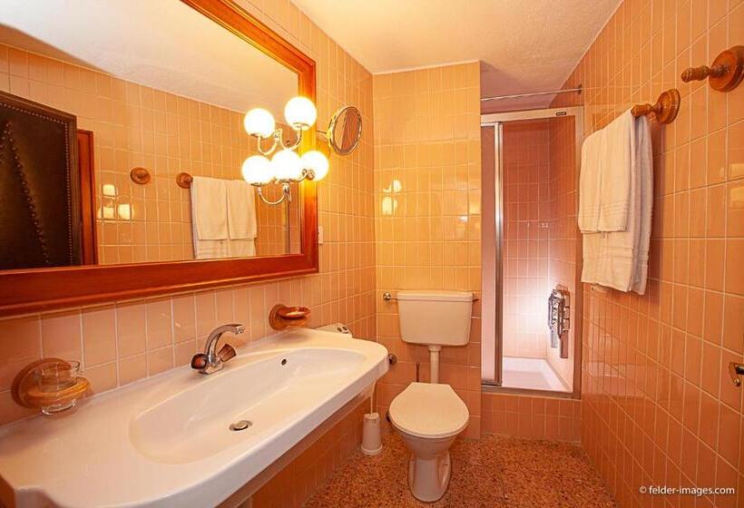 4인용 스탠다드 룸, Astoria