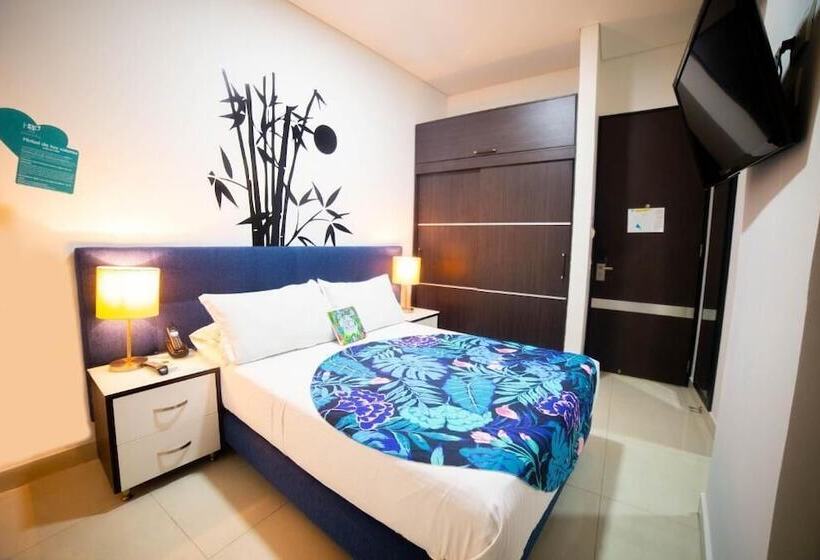 Номер Стандарт, Bolivariana Plaza Medellin