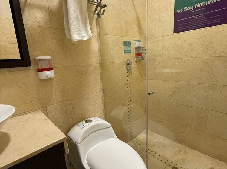 Номер Стандарт, Bolivariana Plaza Medellin