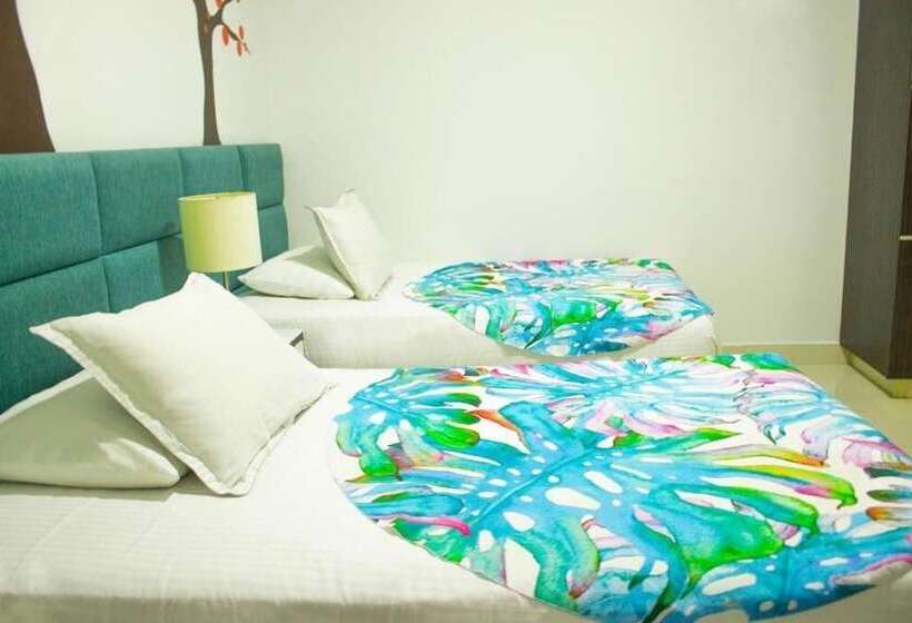 Номер Стандарт, Bolivariana Plaza Medellin