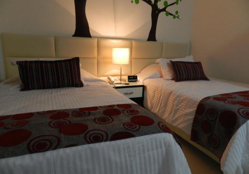 Номер Стандарт, Bolivariana Plaza Medellin