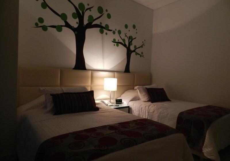 Номер Стандарт, Bolivariana Plaza Medellin