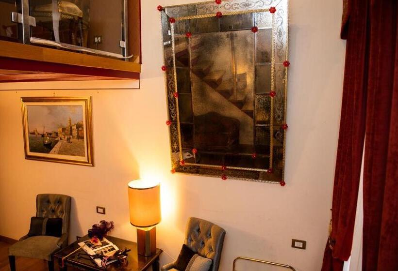 اتاق لوکس, Ca Dell'arte