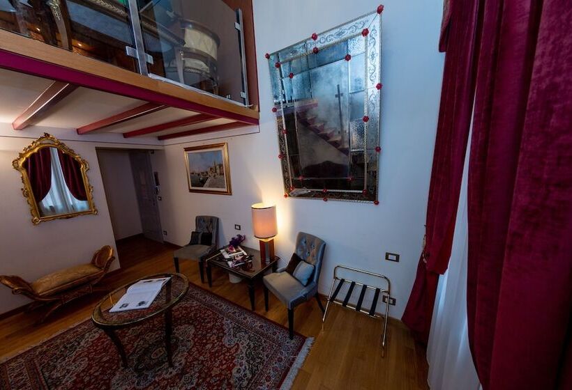 اتاق لوکس, Ca Dell'arte