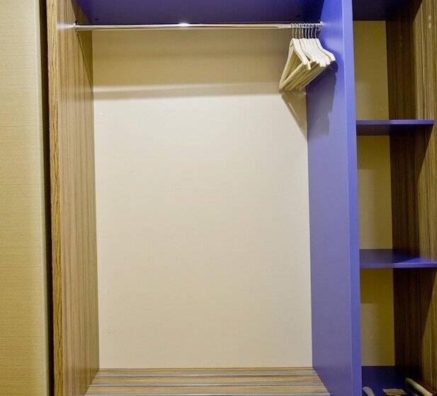 اتاق استاندارد, Cameo