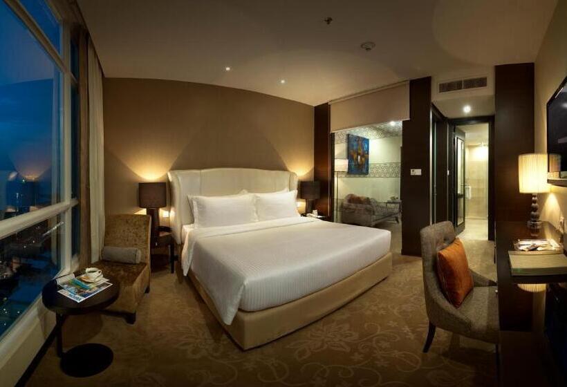 Suit Deluxe, Hatten Hotel Melaka