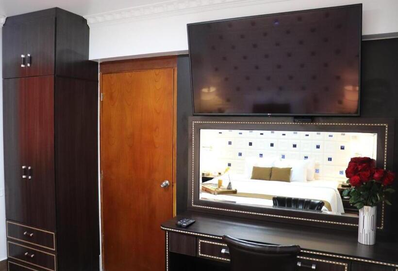 시니어 스위트, Suites Inkari