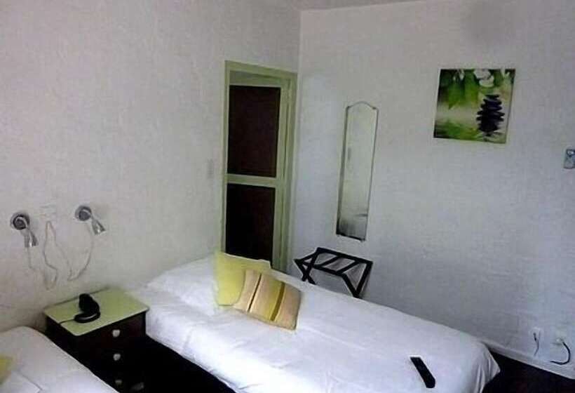 חדר סטנדרט יחיד, Logis La Bastide Des Golfs