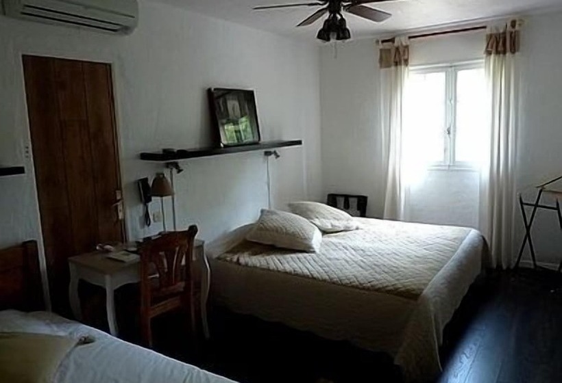 חדר סטנדרט לשלושה, Logis La Bastide Des Golfs