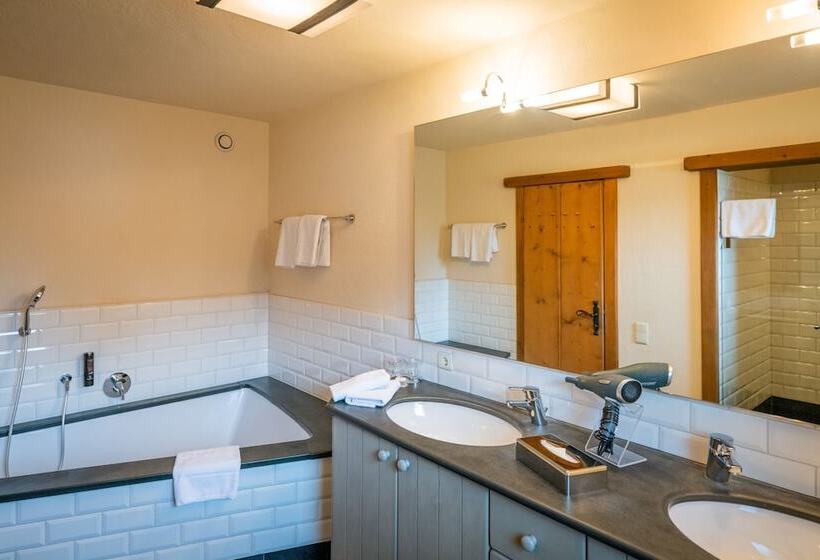 آپارتمان لوکس 1 خوابه, Princess Bergfrieden