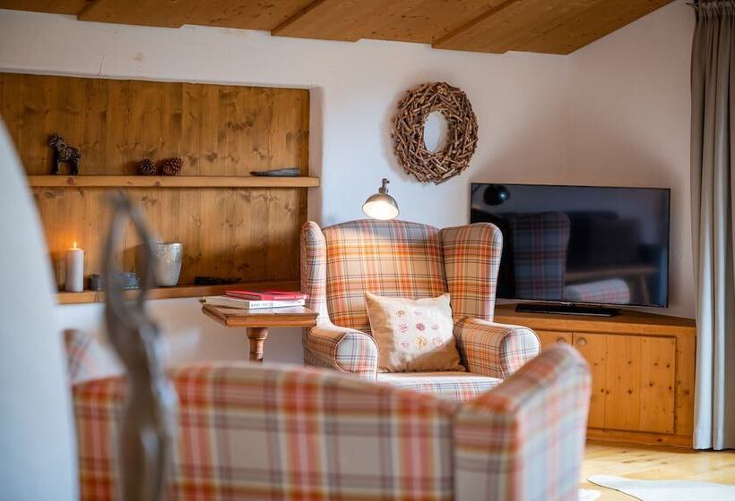 آپارتمان لوکس 1 خوابه, Princess Bergfrieden